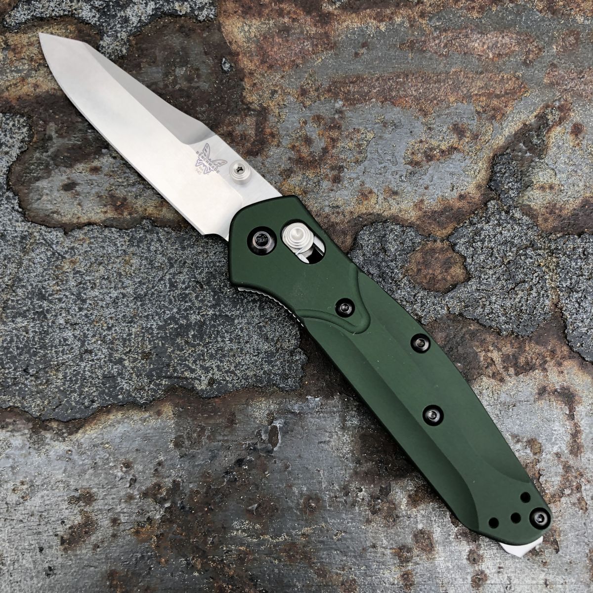 Benchmade Dresses Up Mini Grip with New Premium Configuration »