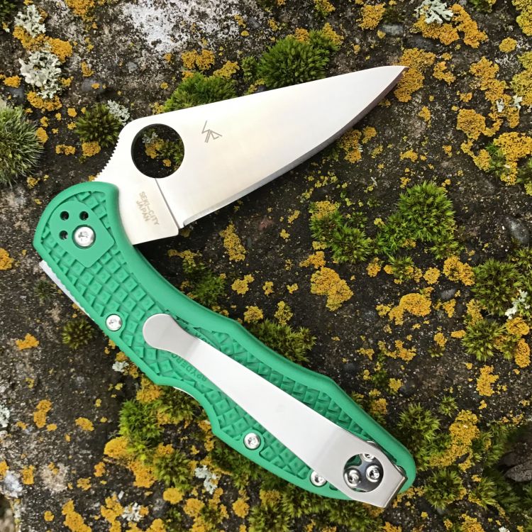 Spyderco Delica 4 Green FRN VG-10 Blade Deep Carry Titanium Clip