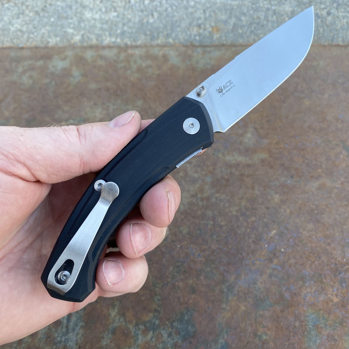 GiantMouse Knives - ACE Iona in Aluminum! Launch today Friday at 9 PST!  Light but strong, with a nested liner-lock and a solid stainless wire clip,  the Iona is the perfect EDC