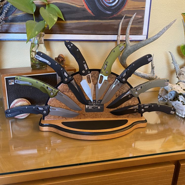 Magnetic Knife Collection Displays