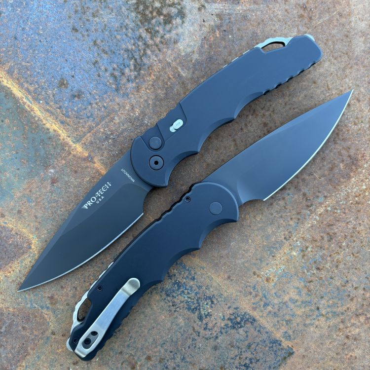 Pro-Tech TR-4 Auto Black Aluminum Black DLC MagnaCut Blade Deep Carry Titanium Clip